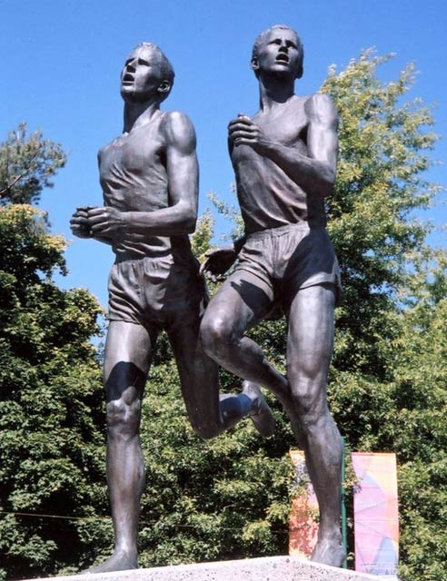 Statue in Vancouver commemorating the "Miracle Mile" between Roger Bannister and John Landy (Photo: Paul Joseph, Vancouver)